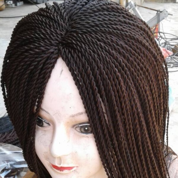 Wigs - Picture 4 of 5